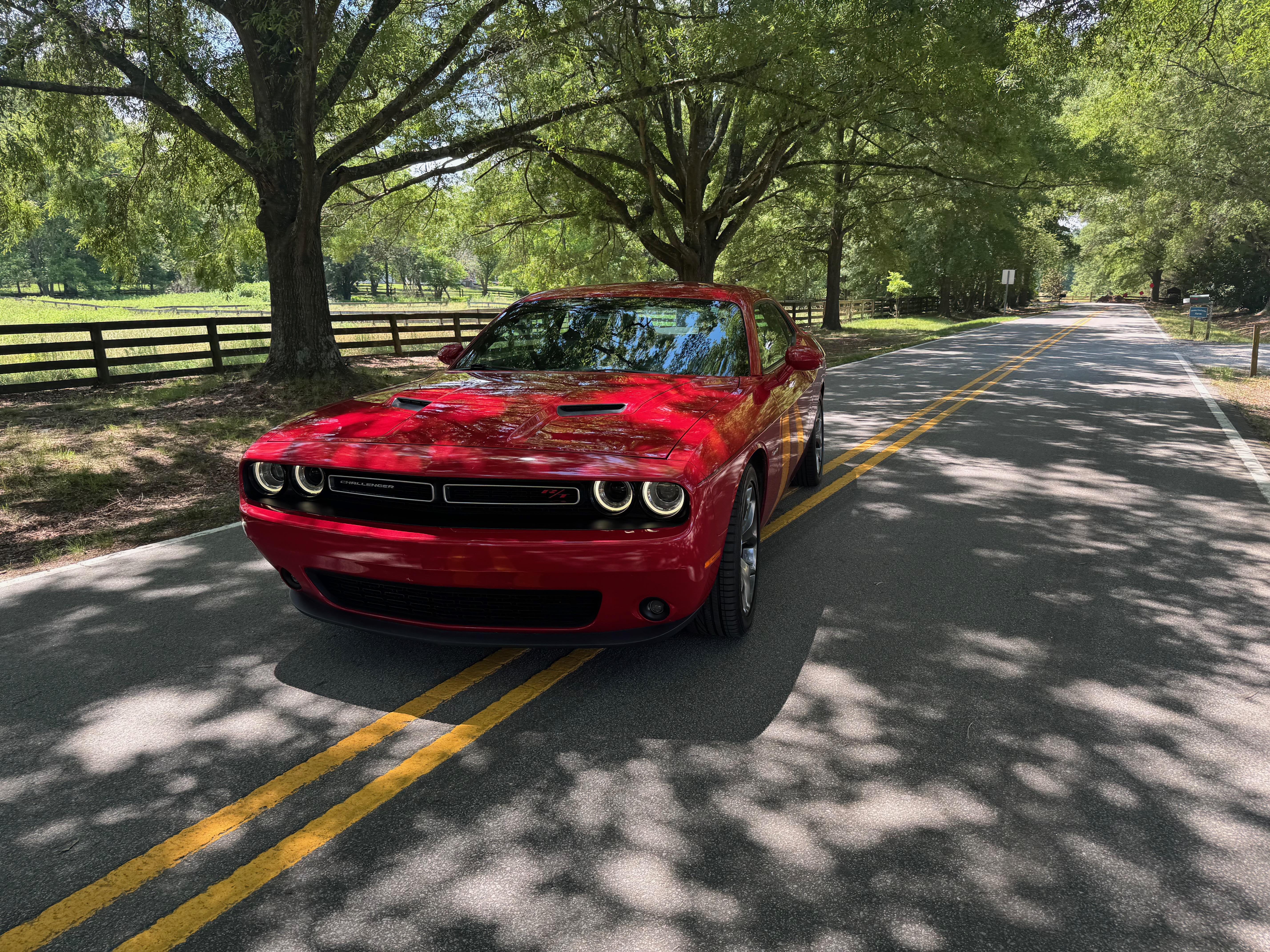 Used 2015 Dodge Challenger R/T w/ Quick Order Package 28B R/T RWD image 2