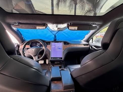 Used 2019 Tesla Model S Performance AWD/4WD image 10