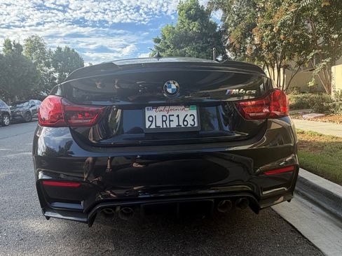 Used 2019 BMW M4 CS RWD image 6