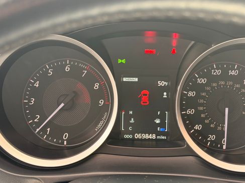 Used 2011 Mitsubishi Lancer Evolution GSR image 2