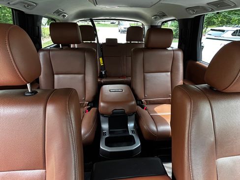 Used 2015 Toyota Sequoia Platinum AWD/4WD image 11