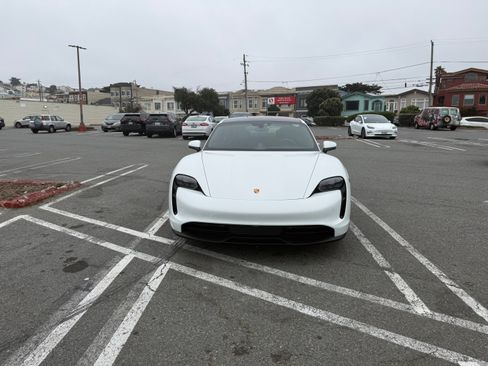 Used 2021 Porsche Taycan 4S AWD/4WD image 12