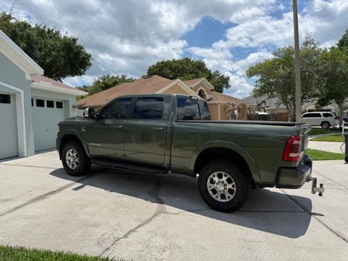 Used 2021 RAM 3500 Laramie AWD/4WD image 8