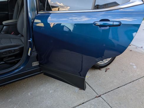 Used 2020 Chevrolet Equinox LT image 19