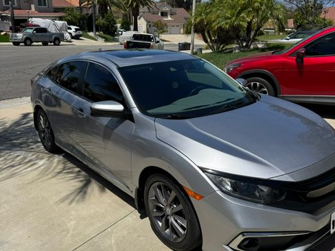 Used 2020 Honda Civic EX image 28