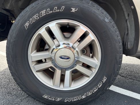 Used 2004 Ford F150 Lariat image 15