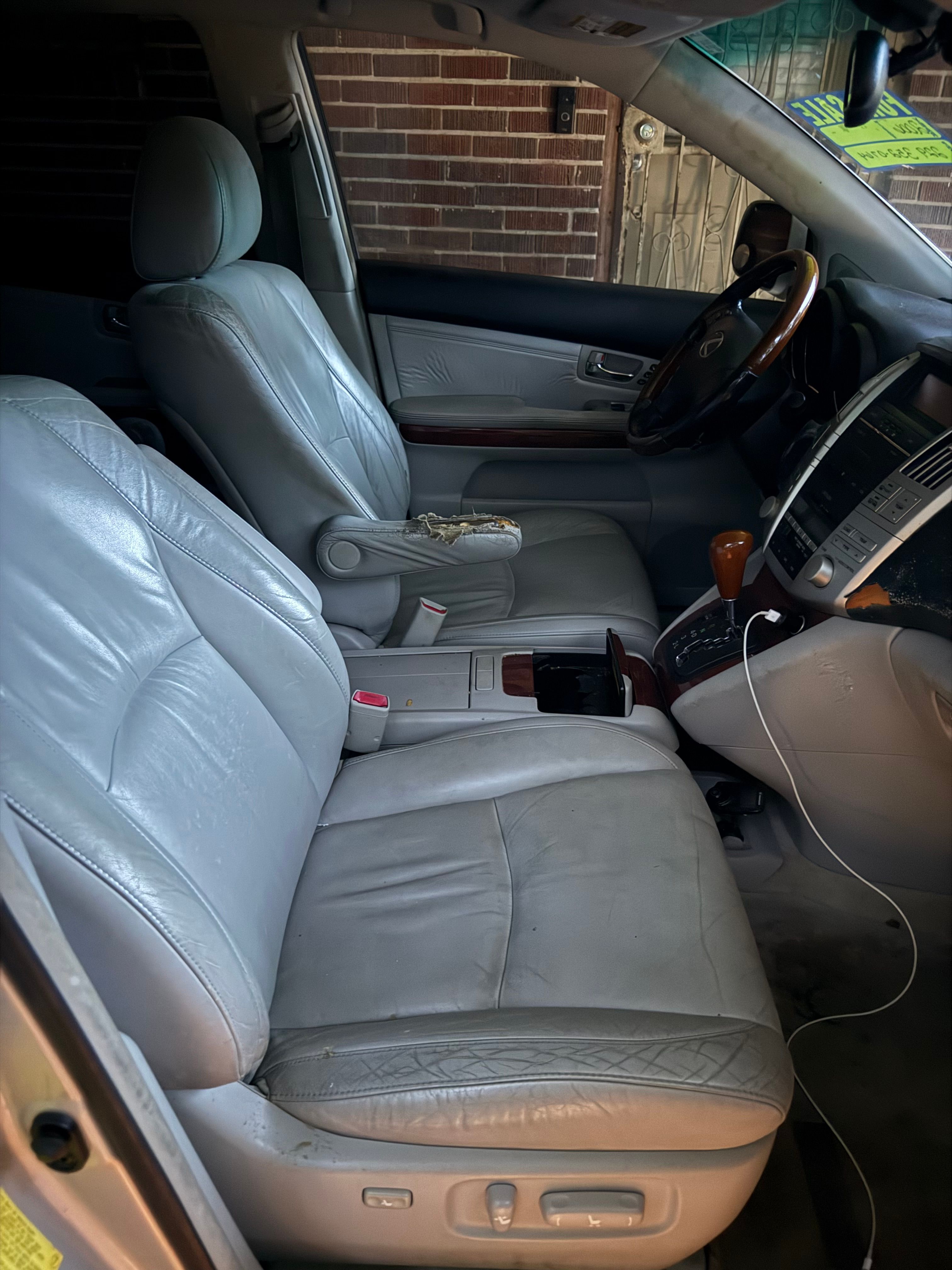 Used 2006 Lexus RX 330 FWD image 8