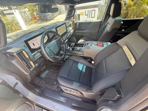 Used 2024 GMC Hummer EV 2X image 12