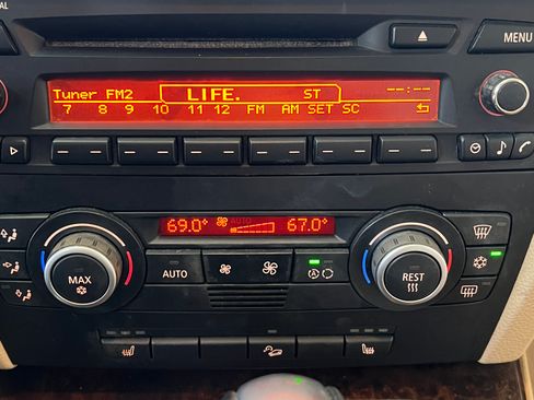 Used 2007 BMW 328xi Wagon image 13