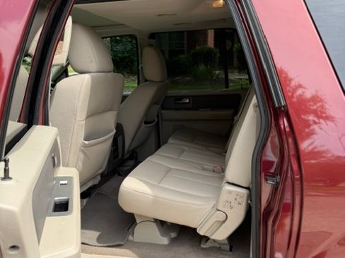 Used 2012 Ford Expedition EL XLT AWD/4WD image 10