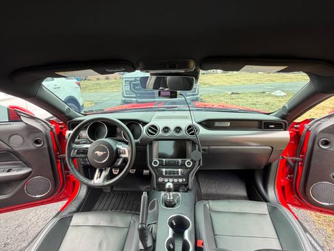 Used 2021 Ford Mustang GT Premium w/ GT Performance Package image 10