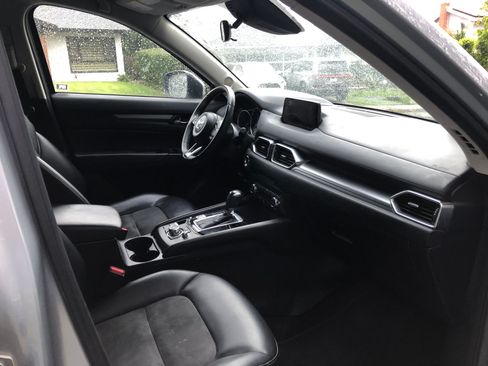 Used 2018 MAZDA CX-5 Touring image 8