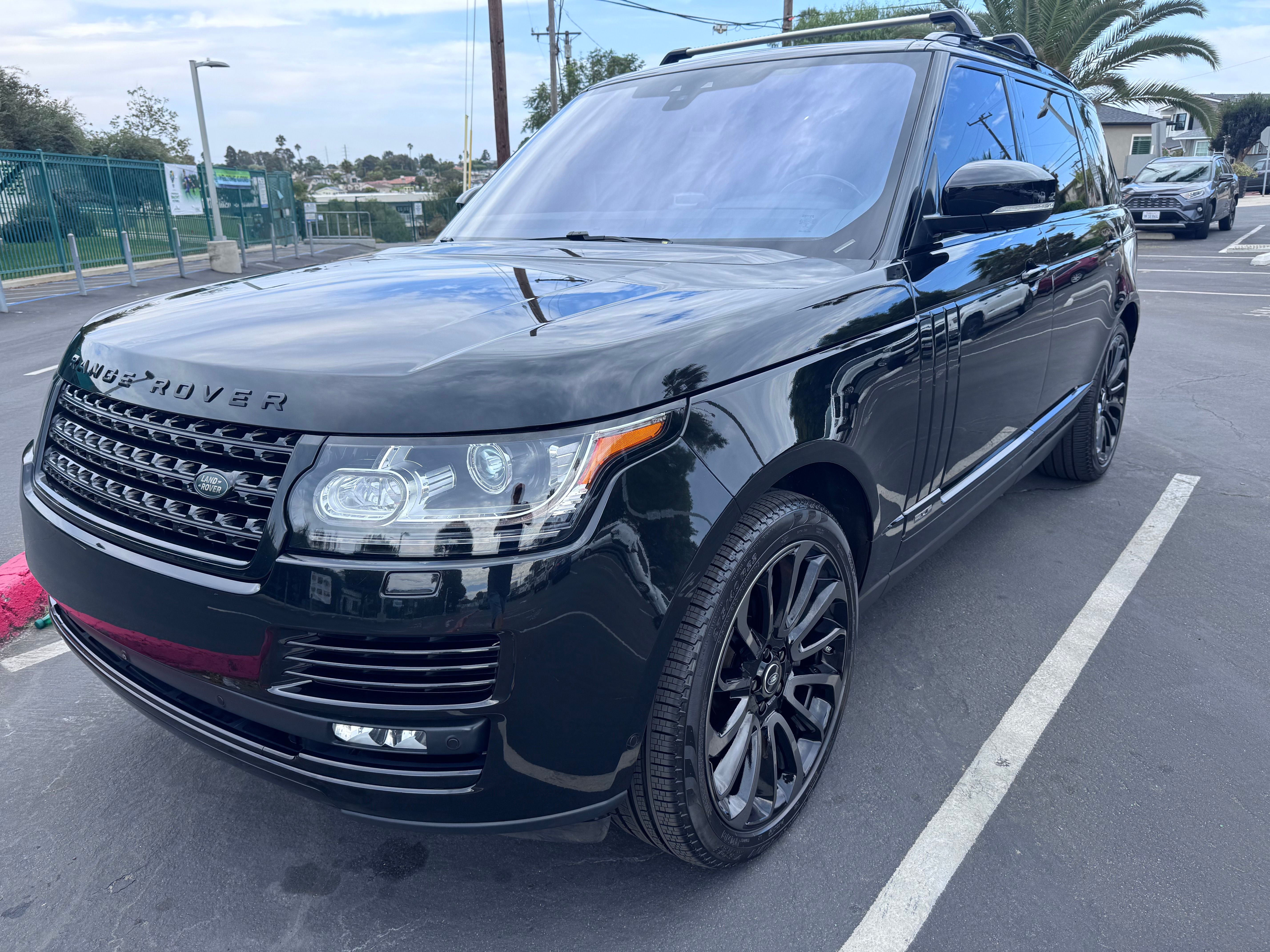 Used 2017 Land Rover Range Rover Long Wheelbase Supercharged AWD/4WD image 1