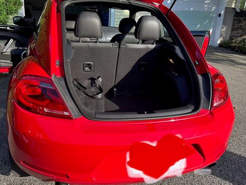 Used 2013 Volkswagen Beetle 2.0T FWD image 5