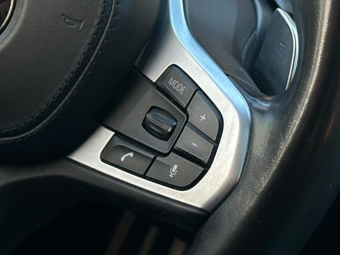 Used 2018 BMW 530e image 26