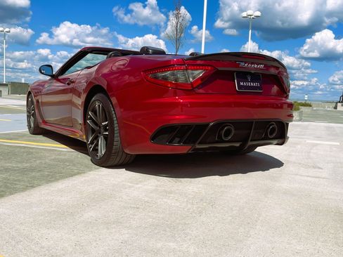 Used 2015 Maserati GranTurismo MC Centennial RWD image 4