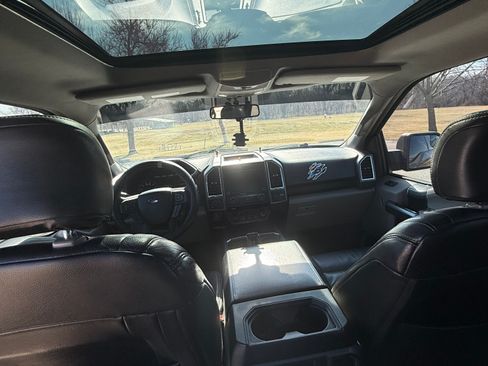 Used 2016 Ford F150 XLT w/ Equipment Group 302A Luxury image 14