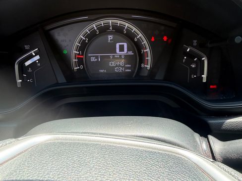Used 2017 Honda CR-V LX image 10