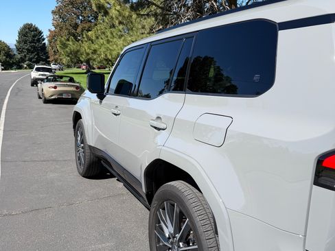 Used 2026 Lexus GX 550 w/ Accessory Package (2T) AWD/4WD image 6