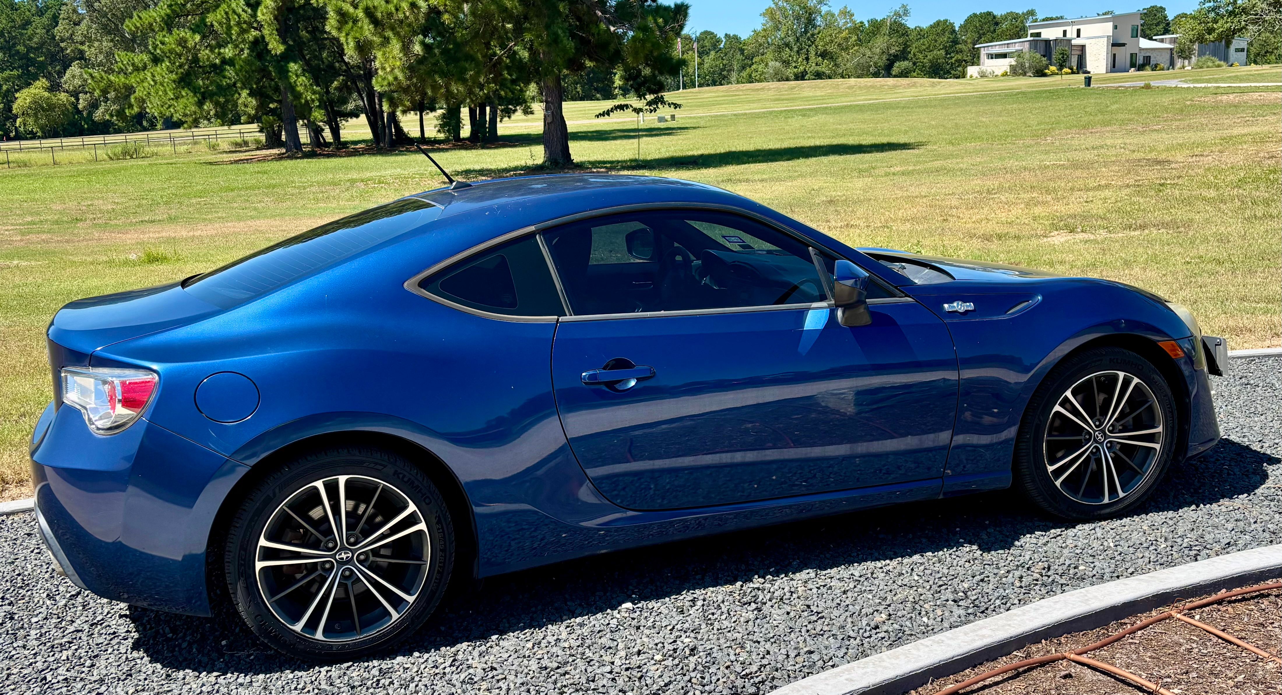 Used 2013 Scion FR-S RWD image 2