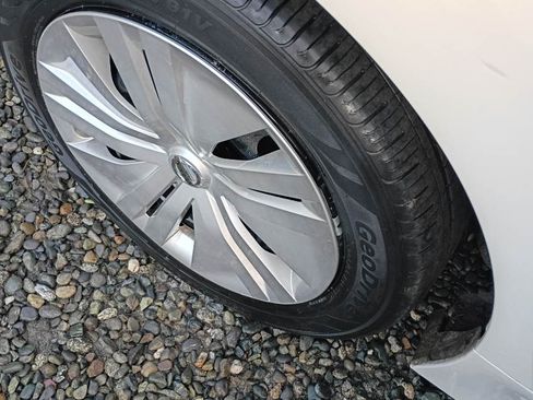 Used 2021 Nissan Leaf S w/ S Charge Package image 5