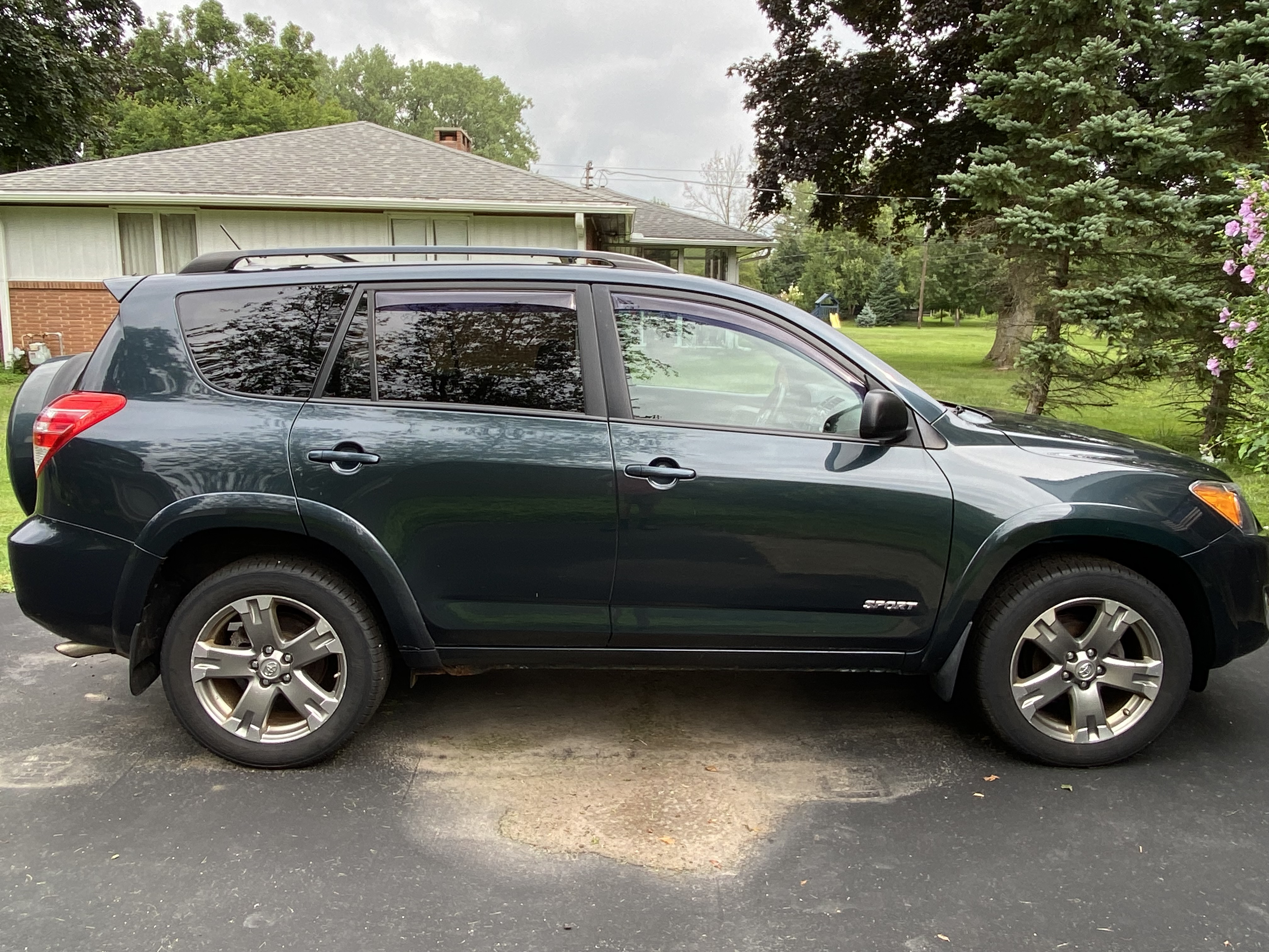 Used 2011 Toyota RAV4 Sport w/ Sport Extra Value Pkg AWD/4WD image 1
