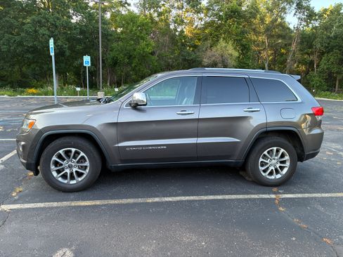 Used 2015 Jeep Grand Cherokee Limited AWD/4WD image 1