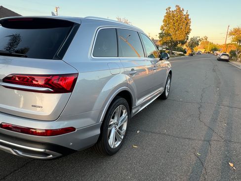 Used 2020 Audi Q7 3.0T Premium Plus image 4