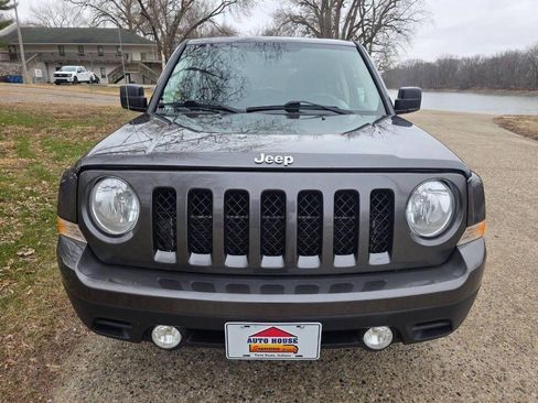 Used 2015 Jeep Patriot Sport w/ Power Value Group image 4
