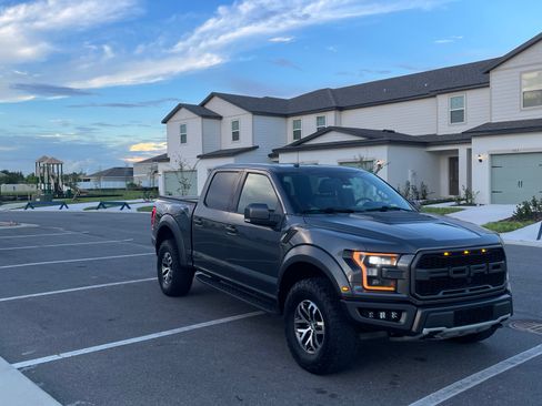 Used 2018 Ford F150 Raptor w/ Equipment Group 802A Luxury image 30