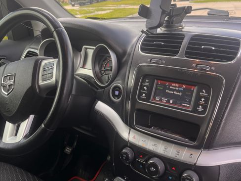 Used 2018 Dodge Journey SE w/ Popular Equipment Group FWD image 12