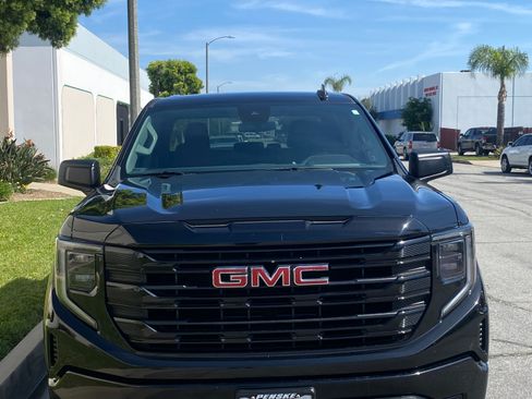 Used 2022 GMC Sierra 1500 Elevation image 4