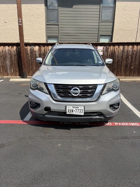 Used 2017 Nissan Pathfinder SV FWD image 4