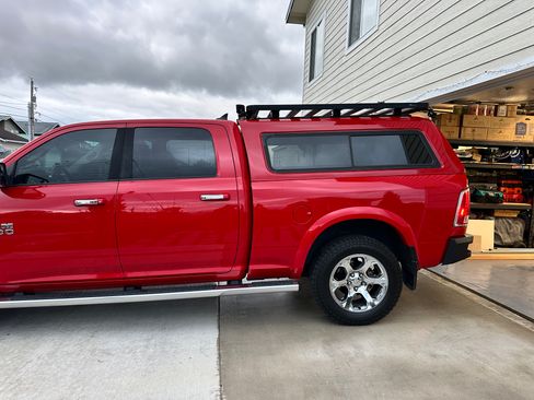 Used 2016 RAM 1500 Laramie w/ Convenience Group image 4