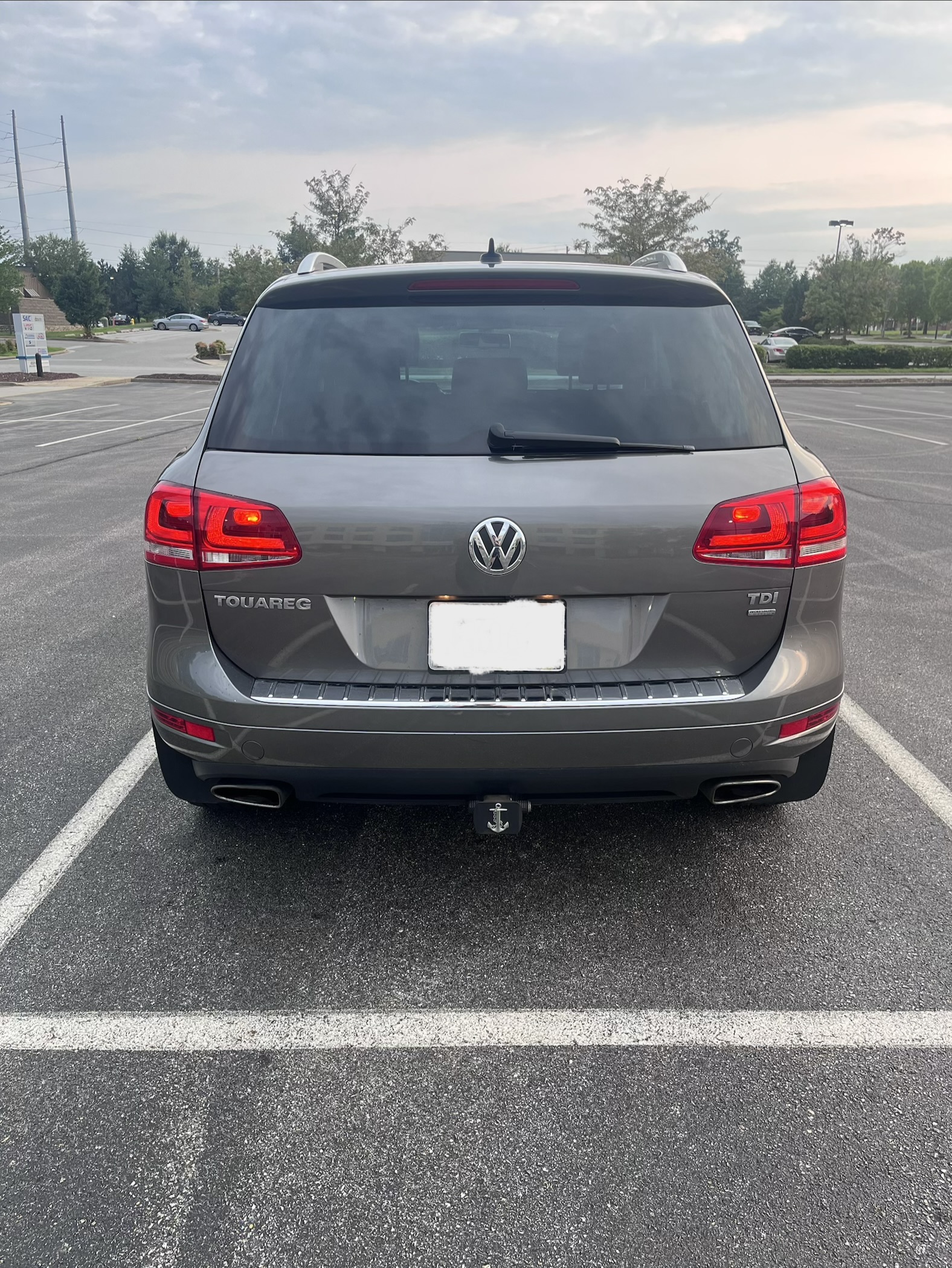 Used 2012 Volkswagen Touareg TDI AWD/4WD image 9