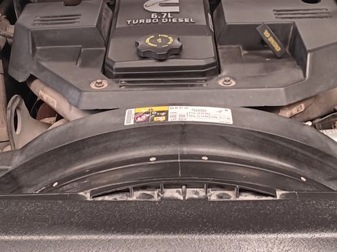 Used 2014 RAM 3500 Tradesman w/ Chrome Appearance Group image 16