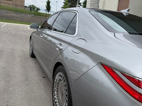 Used 2020 Genesis G90 5.0 Ultimate RWD image 17