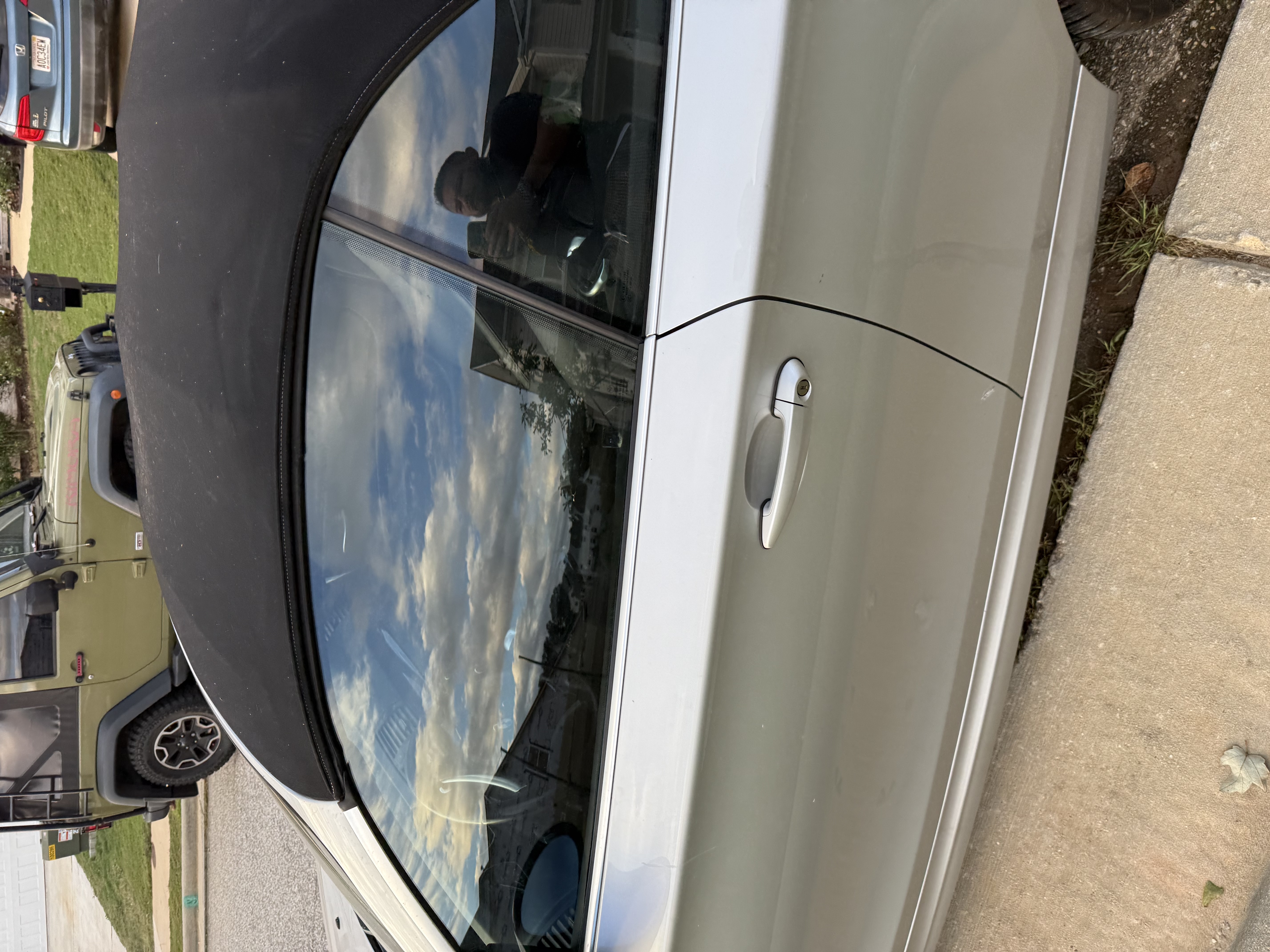 Used 2008 BMW 135i Convertible RWD image 12