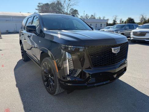 Used 2026 Cadillac Escalade Platinum Sport w/ LPO, ONYX Package image 21
