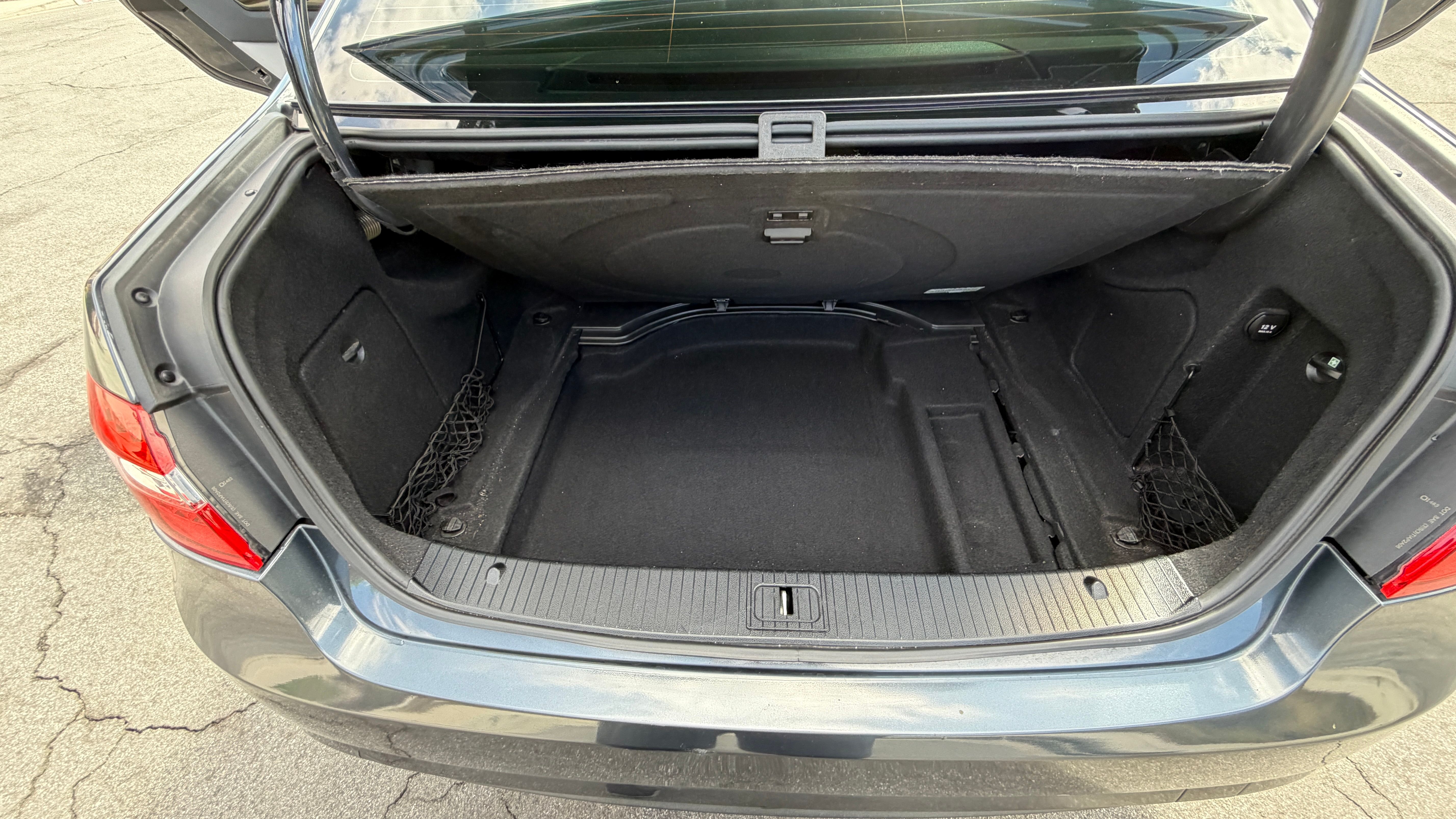 Used 2012 Mercedes-Benz E 350 Sedan image 11