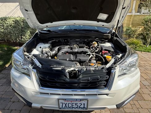 Used 2017 Subaru Forester 2.5i Limited w/ Popular Package #2 image 6