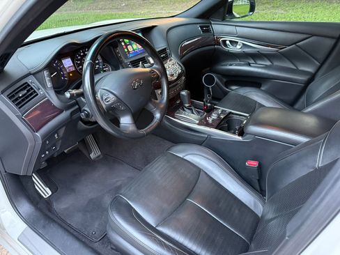 Used 2019 INFINITI Q70 Luxe w/ Sport Package RWD image 15
