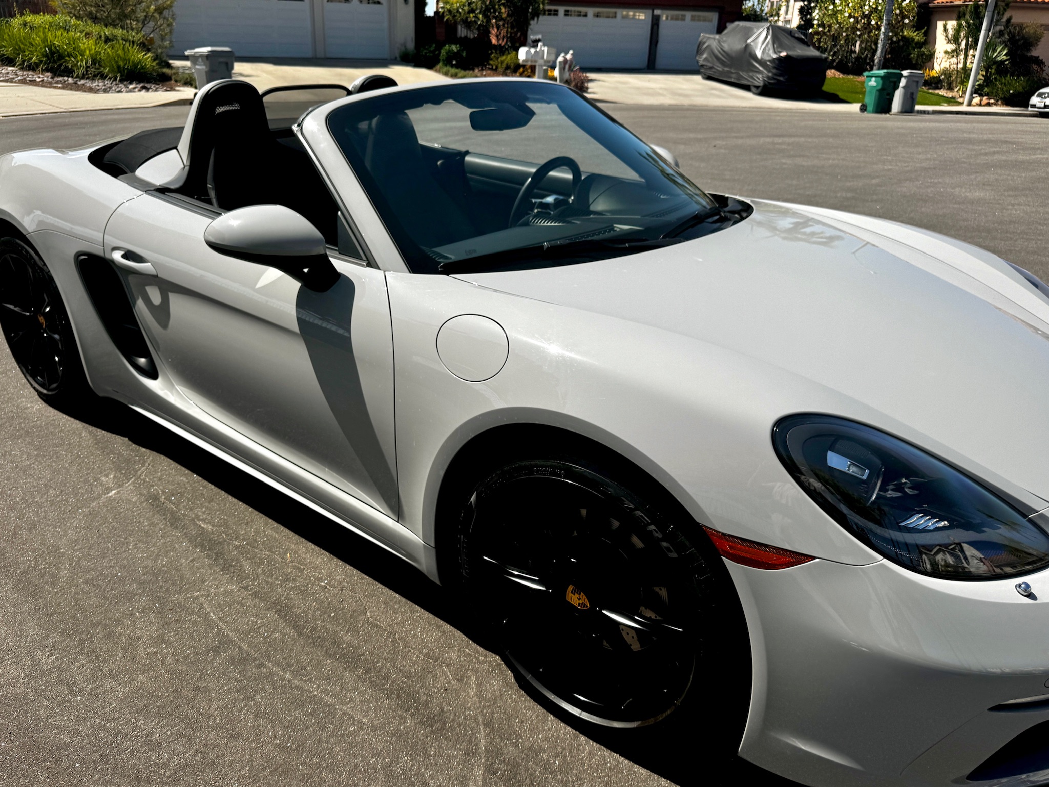 Used 2018 Porsche 718 Boxster RWD image 14