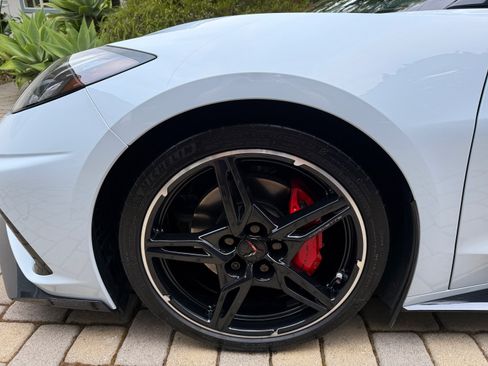 Used 2023 Chevrolet Corvette Stingray Premium Conv w/ Stealth Interior Trim Package RWD image 19