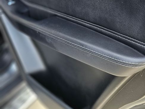 Used 2017 Mercedes-Benz GLS 450 4MATIC image 25