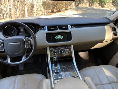 Used 2015 Land Rover Range Rover Sport HSE image 21
