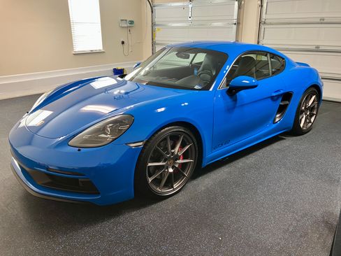 Used 2025 Porsche 718 Cayman GT4 image 1