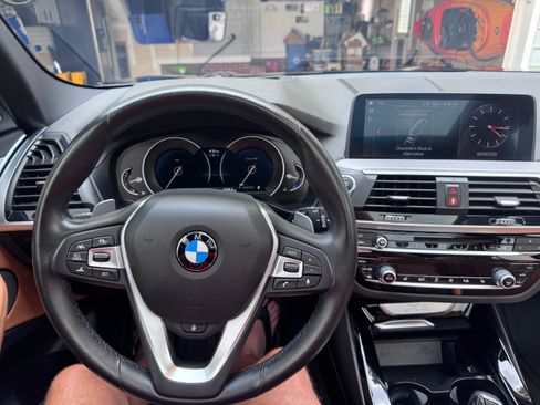 Used 2019 BMW X3 sDrive30i w/ M Sport Package 2 RWD image 16