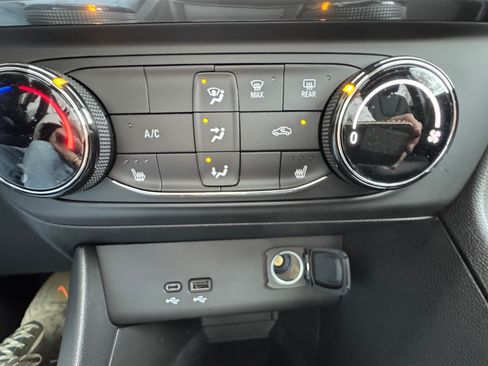 Used 2026 Buick Encore GX Preferred w/ Comfort Package image 2