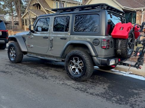 Used 2021 Jeep Wrangler Unlimited Rubicon image 1